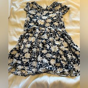 Old Navy Girl’s dress